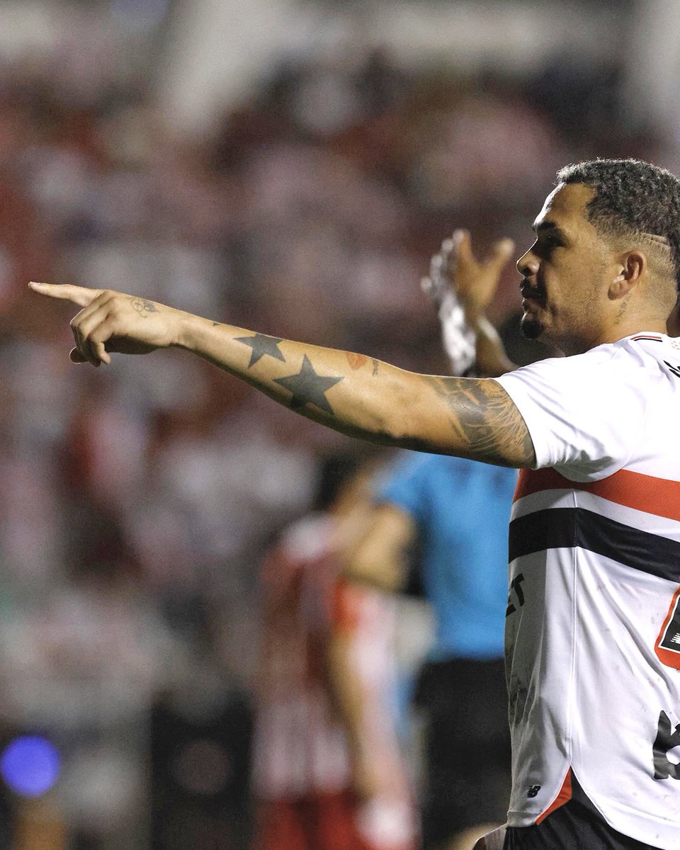 gabrielcartaxo_'s tweet photo. Maiores artilheiros do São Paulo em mata-matas desde a estreia do Luciano:

[22] Luciano
[10] Calleri
[8] Brenner e Pablo
[7] Rigoni
[5] Gabriel Sara
[4] Arboleda e Éder
[3] Igor Vinicius, Rodrigo Nestor, Patrick e Lucas Moura https://t.co/wNTlBZLIAv