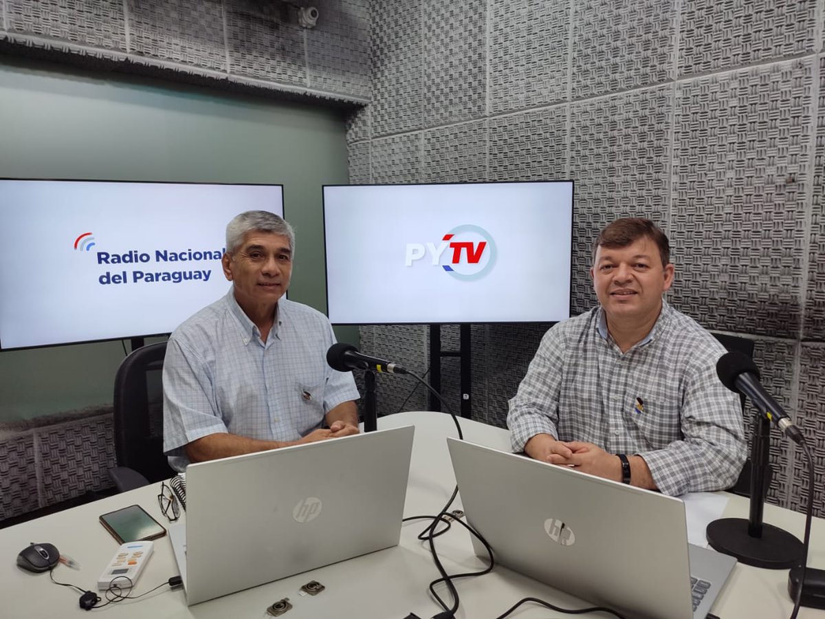 Seguimos con nuestro programa  #LaMañanaNacional con 🎙️<a href="/RicardoGerman_/">Ricardo Germán</a> y 🎙️<a href="/alegonzaleti/">Ale Gonzaleti</a> quienes te acompañan hasta las 12:00 horas 

🔴En vivo por la #920AM   
📻webaudio.radionacional.gov.py