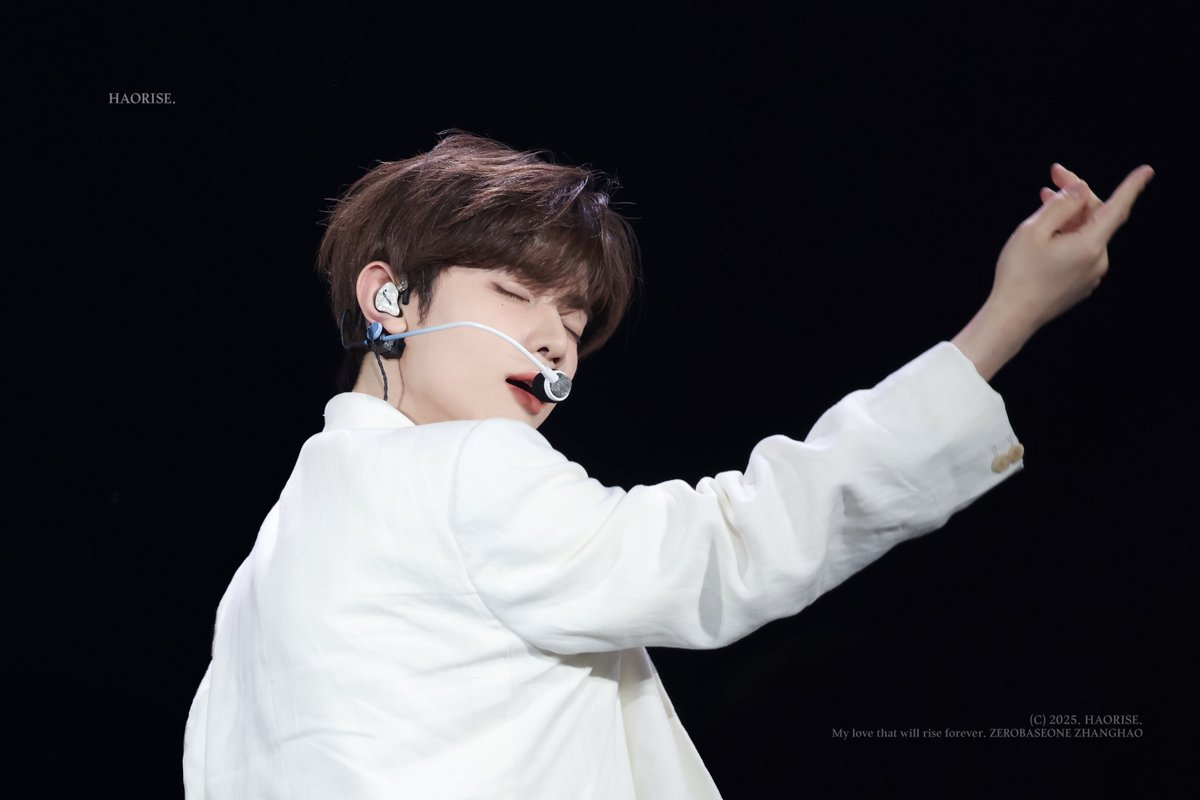 ZB1 QQ Music star light 中華 ジャンハオ 星5 希少 ZB1 QQ Music star light 中華 ジャンハオ 星5 希少 ZB1 QQ Music star