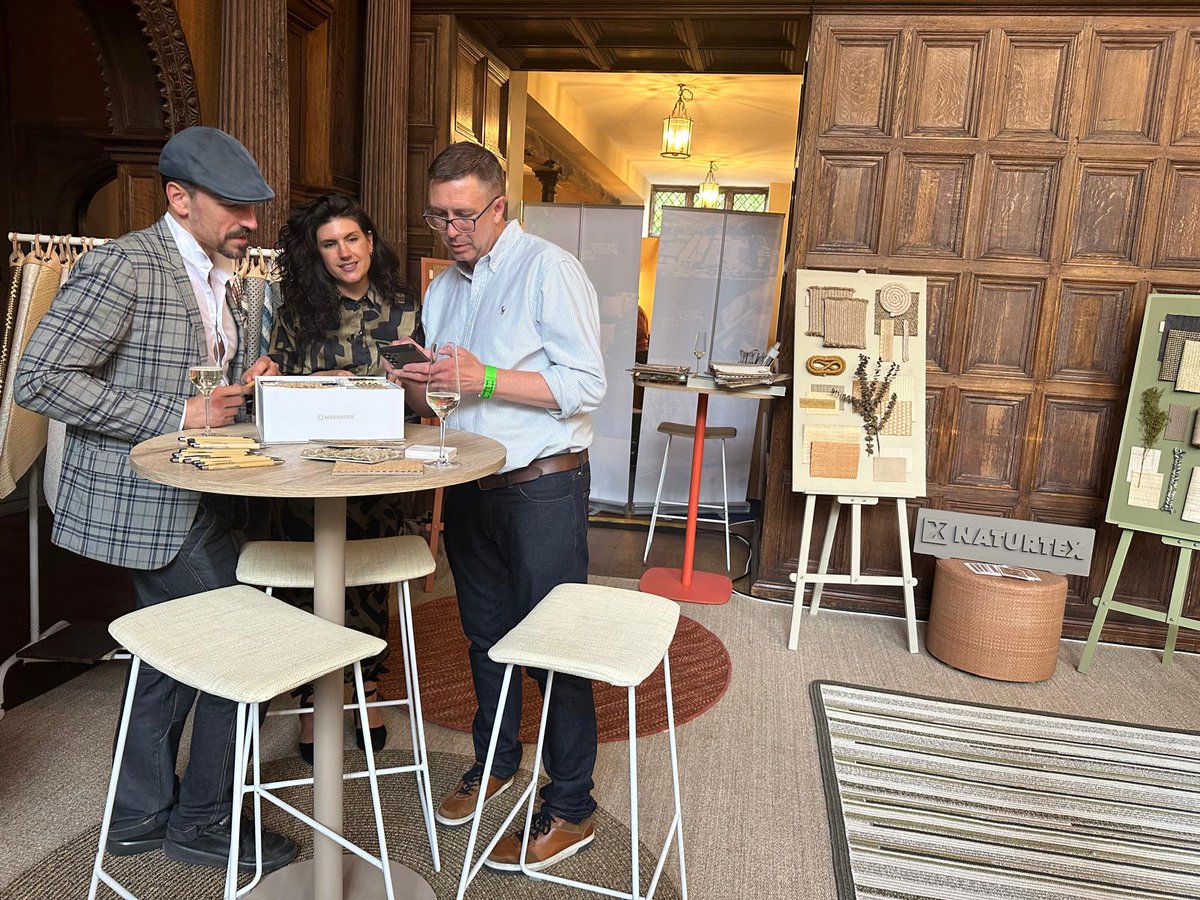 El textil-hogar valenciano expone en una de las citas clave del diseño y la arquitectura internacional 𝗖𝗹𝗲𝗿𝗸𝗲𝗻𝘄𝗲𝗹𝗹 𝗗𝗲𝘀𝗶𝗴𝗻 𝗪𝗲𝗲𝗸 𝟮𝟬𝟮𝟱.

Antonio Ferre, NATURTEX y <a href="/PIEL_SA/">PIELSA</a> forman parte de The Spanish Collection junto a firmas de mobiliario e iluminación.
