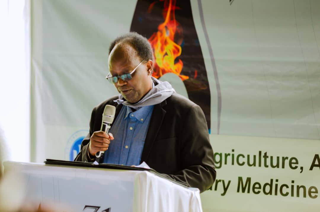 UR- RADIO SALUS (@radiosalus1) on Twitter photo Muri Kaminuza y'u Rwanda Ishami rya Busogo, <a href="/UR_CAVM/">UR-CAVM</a>, habereye igikorwa cyo kwibuka ku nshuro ya 31 Jenoside yakorewe Abatutsi mu 1994.
Abanyeshuri bavuze ko biyemeje gufatanya n'abarimu kurwanya ingengabitekerezo ya Jenoside. <a href="/Uni_Rwanda/">University of Rwanda</a>
#Kwibuka31 
#SalusAmakuru Muri Kaminuza y'u Rwanda Ishami rya Busogo, <a href="/UR_CAVM/">UR-CAVM</a>, habereye igikorwa cyo kwibuka ku nshuro ya 31 Jenoside yakorewe Abatutsi mu 1994.
Abanyeshuri bavuze ko biyemeje gufatanya n'abarimu kurwanya ingengabitekerezo ya Jenoside. <a href="/Uni_Rwanda/">University of Rwanda</a>
#Kwibuka31 
#SalusAmakuru