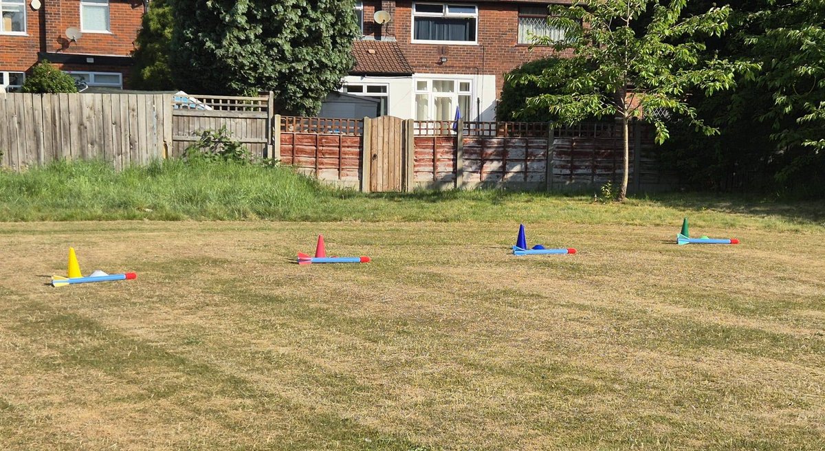 PSCL_09's tweet image. 🥳After another incredible #SportsDay at the Broadstone Hall this week, we're gearing up for more #SportsDays at partner schools🥳

⚽️KS2 put on an excellent display of sportsmanship and effort this week, and we can't wait to see what KS1 show us today⚽️