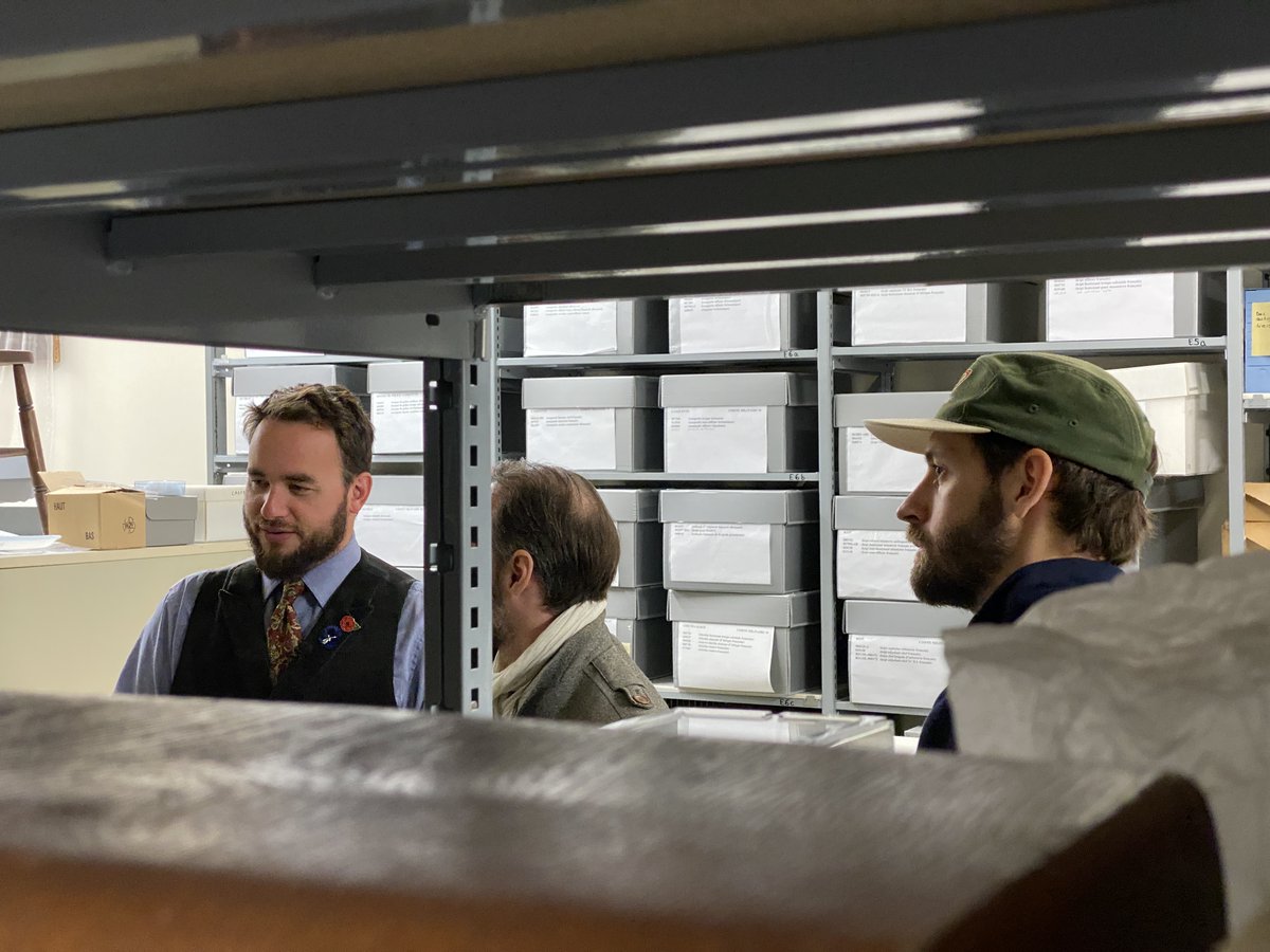 historial1418's tweet photo. 🎥 Tournage à l’@historial1418 avec @Hycarius !
Autour de Tolkien, en partenariat avec @SommeTourisme. 
Une belle rencontre entre reconstitution, objets insolites… et passion pour l’histoire !
📺 Sa chaîne : https://t.co/sfLur56SQV
👉Retrouvez nous sur : https://t.co/P6h5lAdsLG https://t.co/77IPHnhPg3