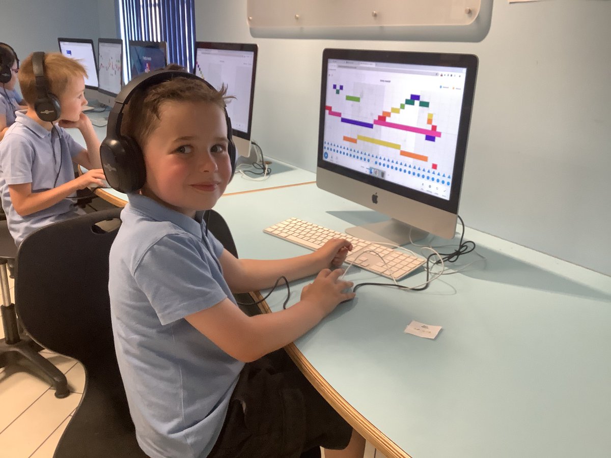 MrsGarn_Thatto's tweet photo. Today we have explored rhythm and tempo in the computer science lab, we created our own pieces of music digitally. #ThattoPrim_ComputerScience https://t.co/h2TJsrs3sG