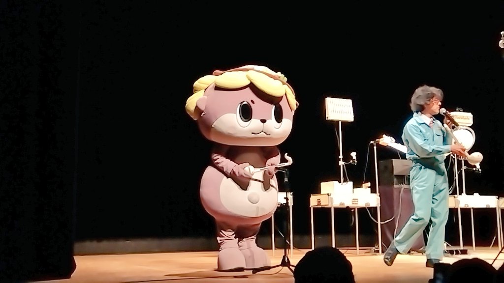 puchitomatoniy's tweet photo. #
しんじょう君、がんばってました！  
 #UME2025
 #明和電機 
 #ステージ撮影アップOKって神ですか✨ https://t.co/jSbSAsV1eK