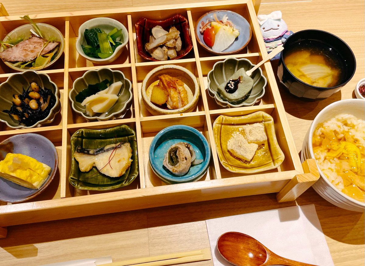 「京都の美味しいがこれでもかとたっっっぷり詰まった…………!!!!! " みのる膳」|ねこデコ🍊nekodekoのイラスト