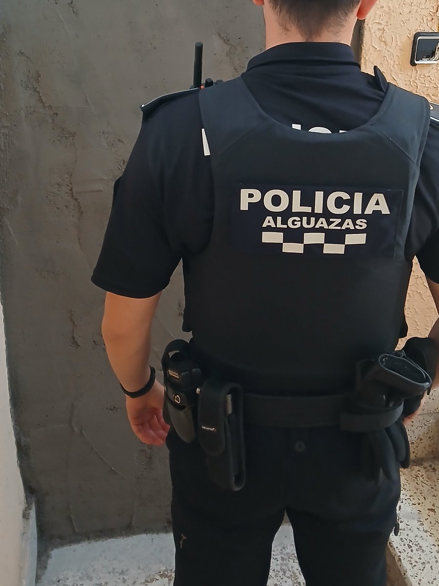 Esta mañana, #alguazaspolicia con guardia civil han incautado numerosas plantas de marihuana, las viviendas han sido tabicadas. Los autores y responsables de un presunto delito contra la salud pública ya están a disposición judicial.#alguazaspolicia =seguridad y bienestar.