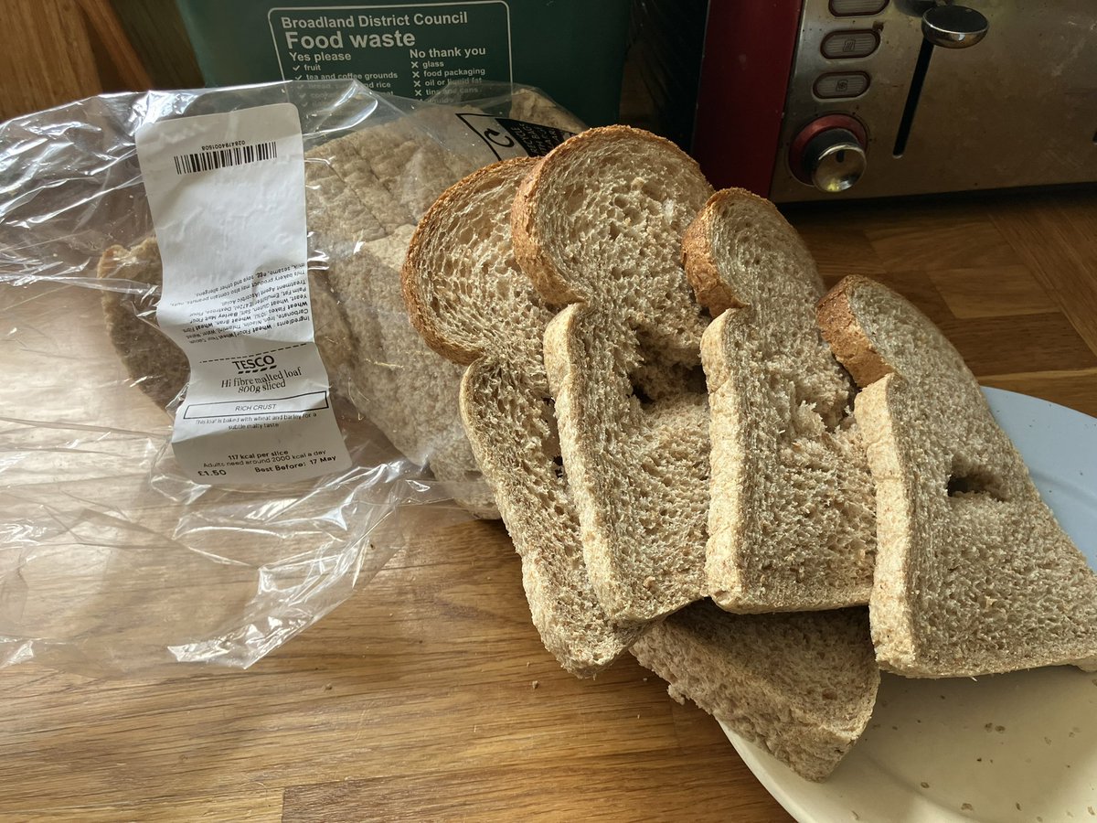 mrbotswana's tweet photo. @Tesco how am I supposed to make my sandwiches with holes in the middle of the bread? https://t.co/RpbjRJSizV
