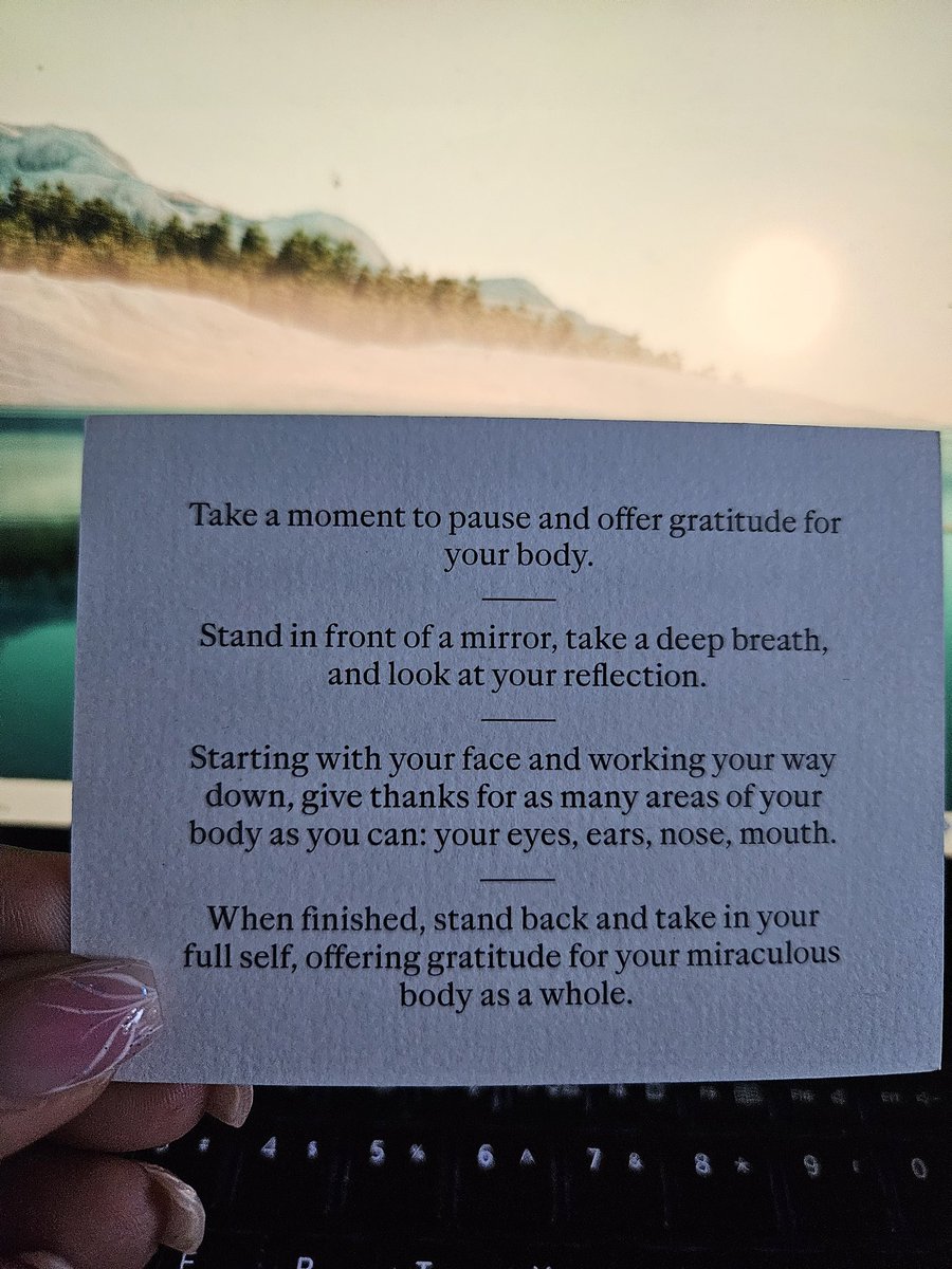 pearl_79's tweet image. Pause. Breathe. Receive.

I really encourage and invite all of us to receive the wisdom of our bodies right now.
To allow the softness, the weight, the stillness—whatever that looks like for you.
And to be grateful.

What is your body saying to you right now?

#EmbodiedWisdom