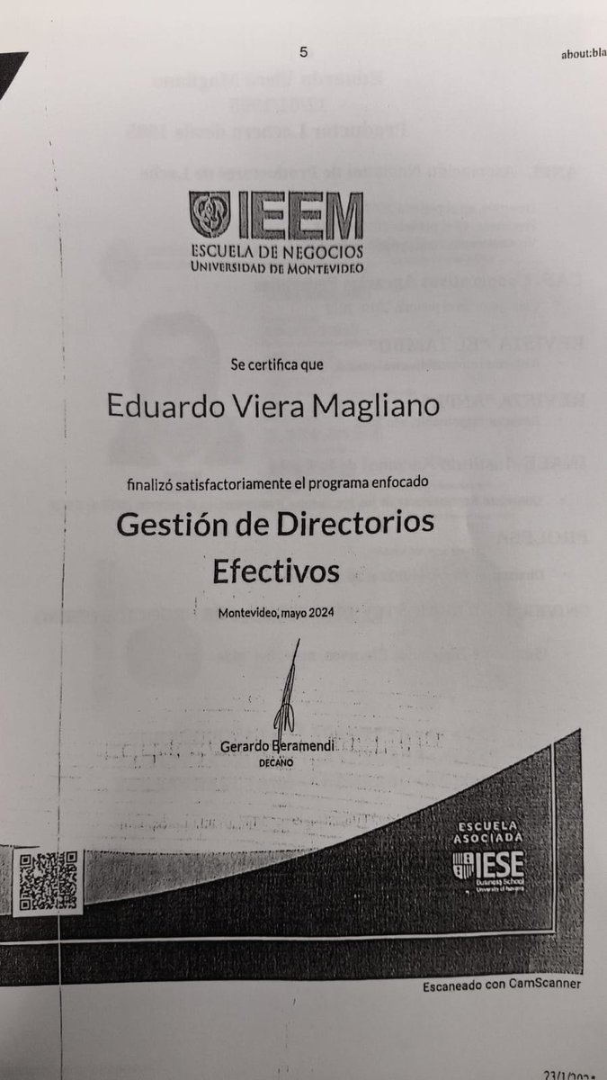 gbianchi404's tweet photo. El Poder Ejecutivo le ocultó información al Parlamento. Aquí, en la propuesta de venia para su designación, no figura que el señor Viera Magliano tiene la calidad de Colono; se votó una venia sin datos relevantes para el ejercicio de la función. Son ustedes los que le mienten al Parlamento y la ciudadanía, nosotros no.