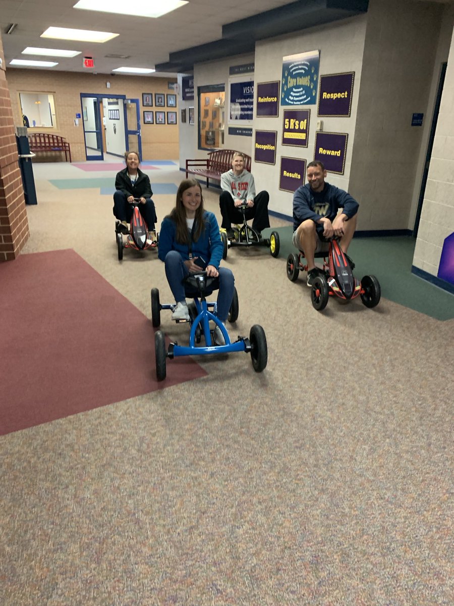 Ryan Nickoli tweet media