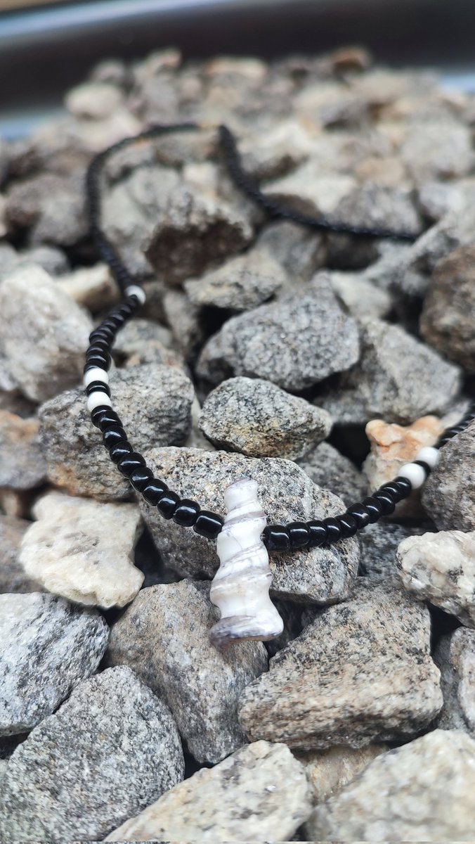 MarchianNg's tweet photo. @Afroshop_Ng We design bracelets and necklaces at reasonable prices. And can deliver anywhere. Send us a DM today on here or via WhatsApp. Check bio for details.

📍 Lagos https://t.co/EMhExzOqVS