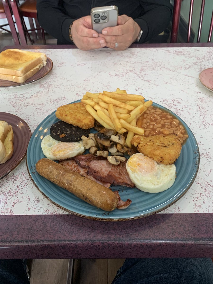 Proper scran at the Euro Cafe before a big day at Coach &amp; Horses #COYS #TTID #N17 #Bilbao #UEL