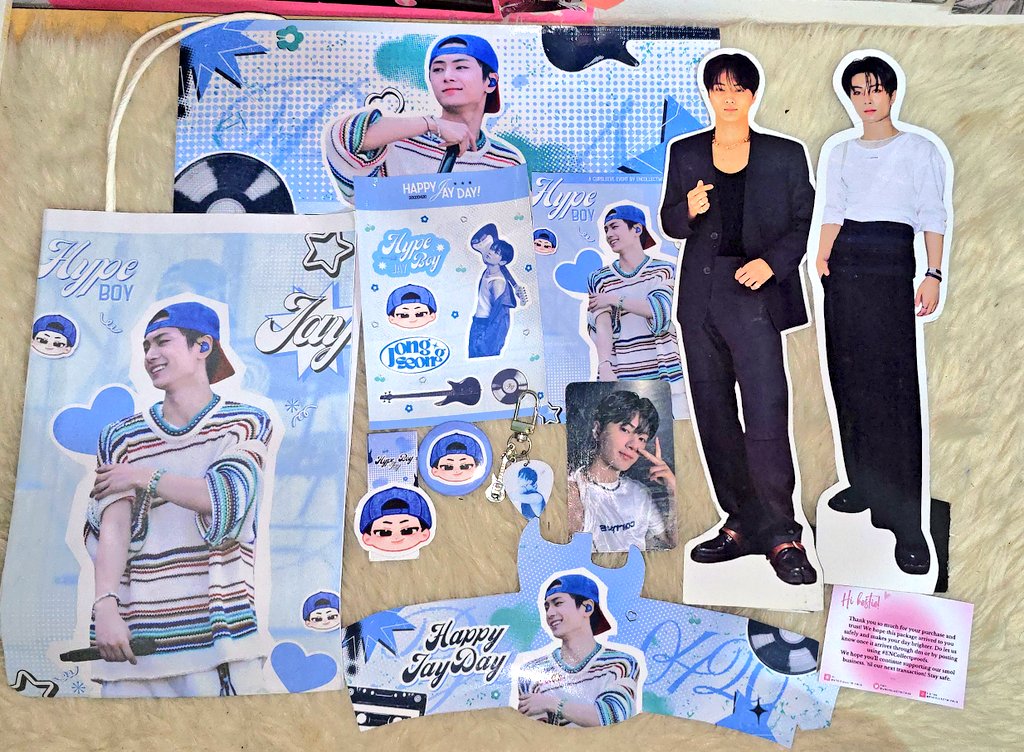 FridayLabsYou's tweet photo. 📨 #fridayhappymailz
💌 @ENcollectwithus
My Jay Hype Boy kit arrived safely. Thanks for packing it well. Love the inclusions. And sa additional po na desk standee ni Jay 🥰.
More CSE to come 💓
#ENCollectproofs https://t.co/thCxOGvfV1