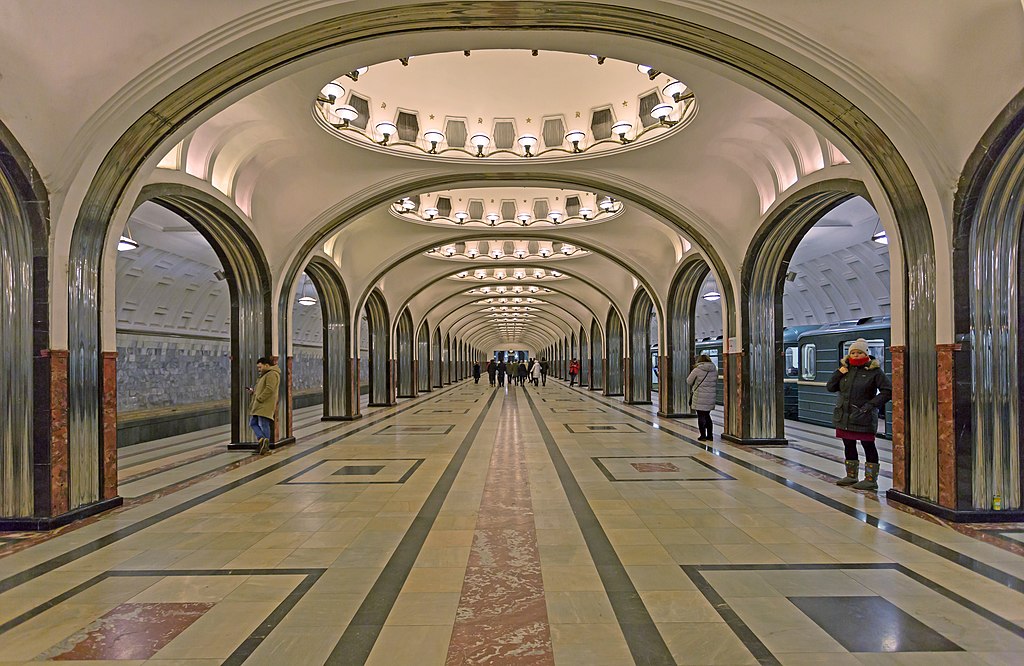 zandrusky's tweet photo. Metro de Rusia  // Metro de Bogotá https://t.co/MuvRAzBgWg
