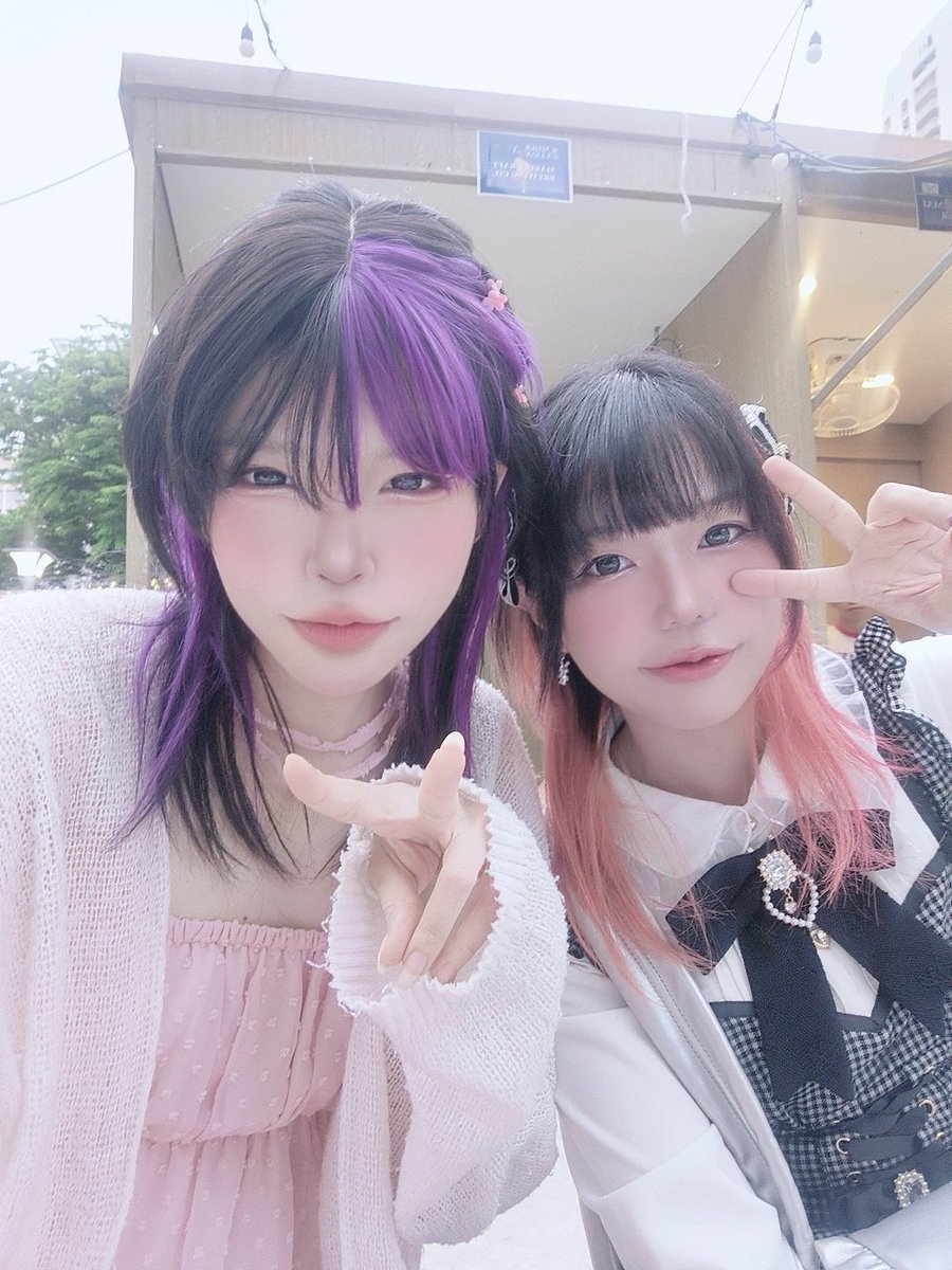 alcotld_romu's tweet photo. Miss you 🥺💖
Grand opening 30 may. See you 💖💖
@Ruby__CMJ

Line Alcoholic
For Booking Romu 🌝💸

ตัวอย่าง : บุ๊กกิ้ง  Romu วันที่ 30 จำนวน 2 คนคับ

https://t.co/vYUqzD1CMV

💖มีสต๊าฟไทยตอบ💖

🏨🏠ร้านอยู่ Chapter market สุขุมวิท 26 ร้านกระจก ชั้น 2 เดินมาเจอเลย

#conceptcafe https://t.co/Yo1RuEaf4j