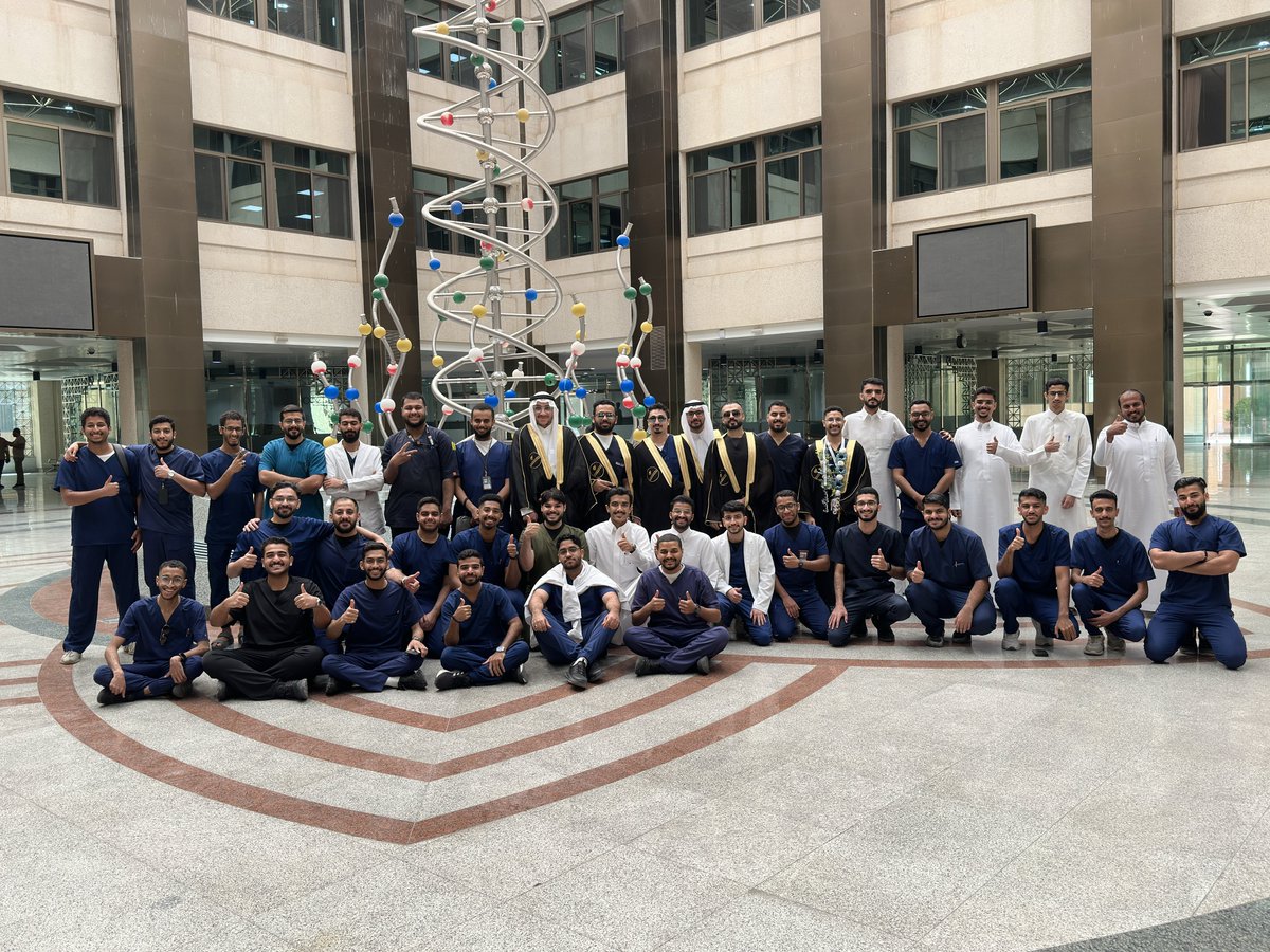 is3d_f's tweet photo. Officially, Nursing School is Donne ✅🎓🤍. https://t.co/zwTzgLK57V