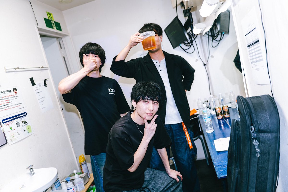 LOSKA_rfrm's tweet photo. 5/20 新宿SAMURAI
ありがとうございました！！ https://t.co/r27MCVbQwU