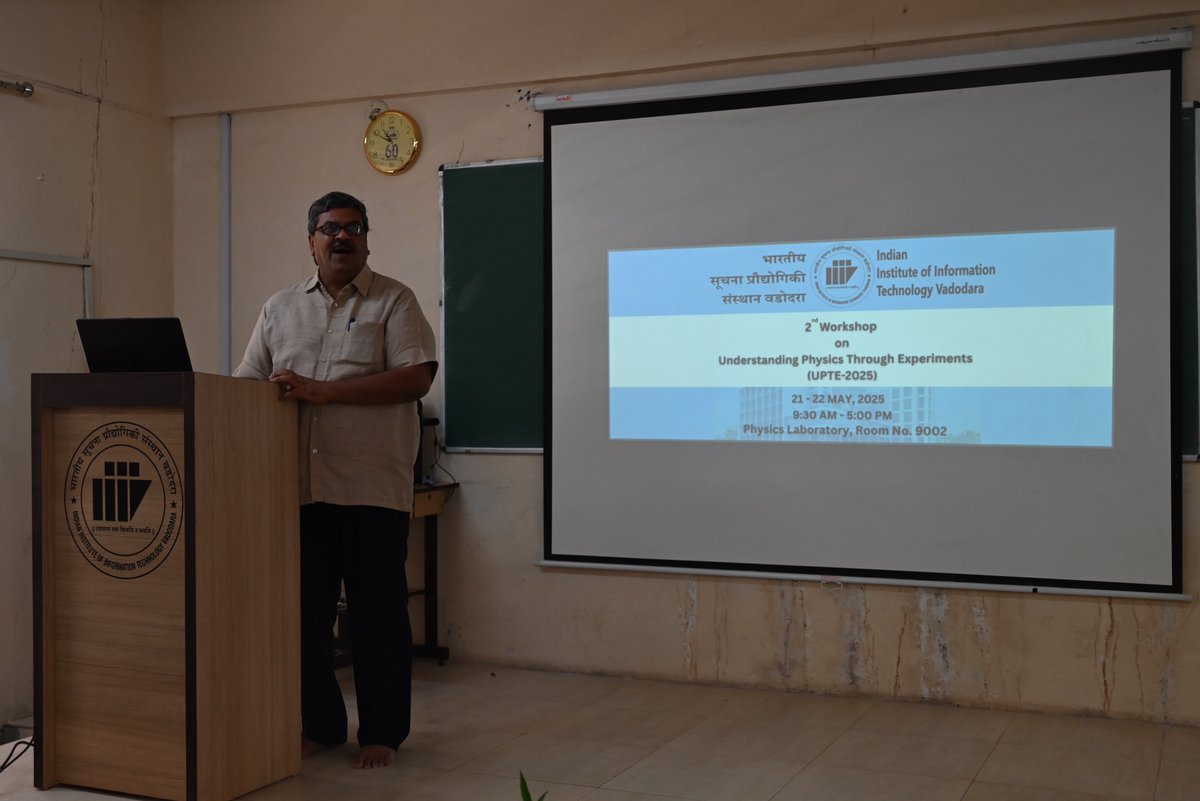 IIITVadodarasm's tweet photo. 🔬 UPTE-2025 — a 2-day hands-on physics workshop — was inaugurated today by Prof. Dharmendra Singh, Director.
Students from schools across Gandhinagar are exploring physics through live demos & interactive labs!
#UPTE2025 #PhysicsWorkshop #STEM #Gandhinagar https://t.co/qR3kjQ1Qa9
