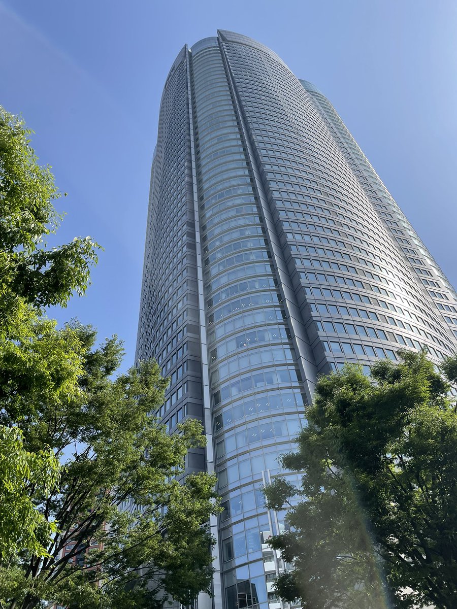 AssistMotion's tweet photo. 昨日六本木ヒルズに行きました。40年前に、乃木坂に通っていた頃に見た六本木と大きな変化がありました。上田とは違う人工の美に圧倒されました。
#六本木ヒルズ
#乃木坂
#上田
#AssistMotion https://t.co/fzbE9rNF8D