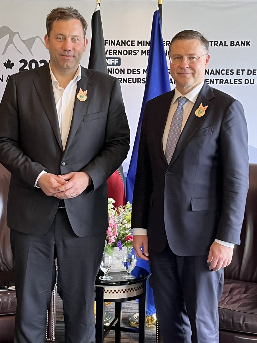 Productive start of G7 finance meetings with @LarsKlingbeil, 🇩🇪 Minister of Finance. 

Germany is central to the EU’s economy and defence. 

I am very much looking forward to a close cooperation with the Minister, to boost Europe’s competitiveness and innovation power. 

#G7Banff