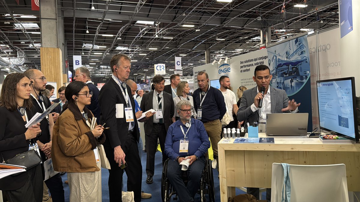 group_dsi_fr's tweet photo. En direct du salon #SantExpo dans lequel nous présentons notre solution de #géolocalisation  Where It ! 

Nos experts en géoloc sont présents sur place, à notre stand de l'espace innovation des fonds FHF. Retrouvez les jusqu'à demain 🙂 https://t.co/TL5ybnAvmt