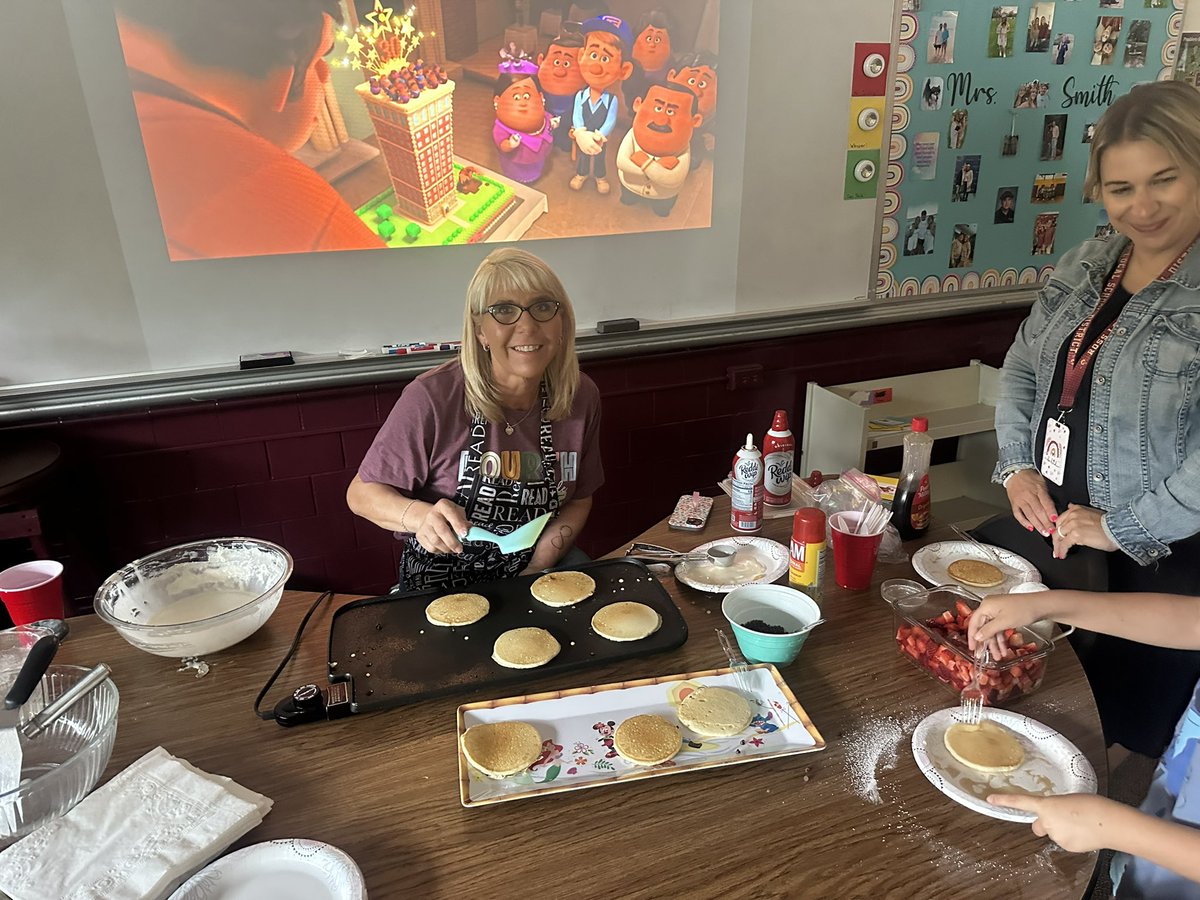 RMS_RossRams's tweet photo. The kids crushed their goals and Mrs. Smith made them pancakes!!! #BeRAMS https://t.co/5ZnEYlwA0f