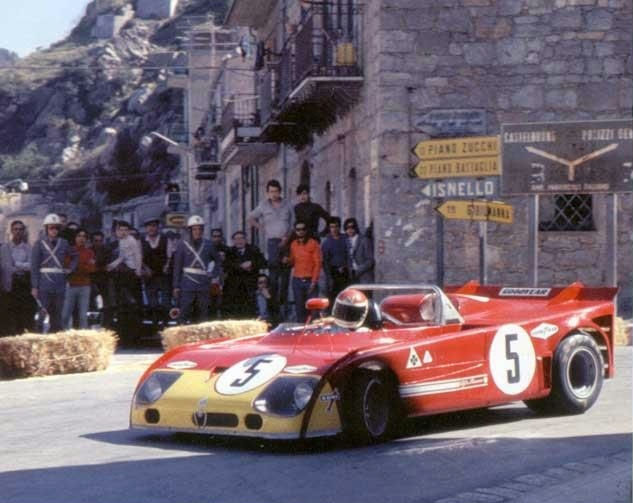 Pasiontuerca's tweet photo. 21 DE MAYO 1972: Edicion 56° de La Targa Florio en el circuito de La Madonie que es vencida por la Ferrari 312P de Arturo Merzario-Sandro Munari a 122,537 kph luego de 6h 27m 48s , seguidos del Alfa Romeo 33tt3 de Nanni Galli y Helmut Marko #TargaFlorio #Ferrari #Merzario #Munari https://t.co/KsvDyvO0Ju