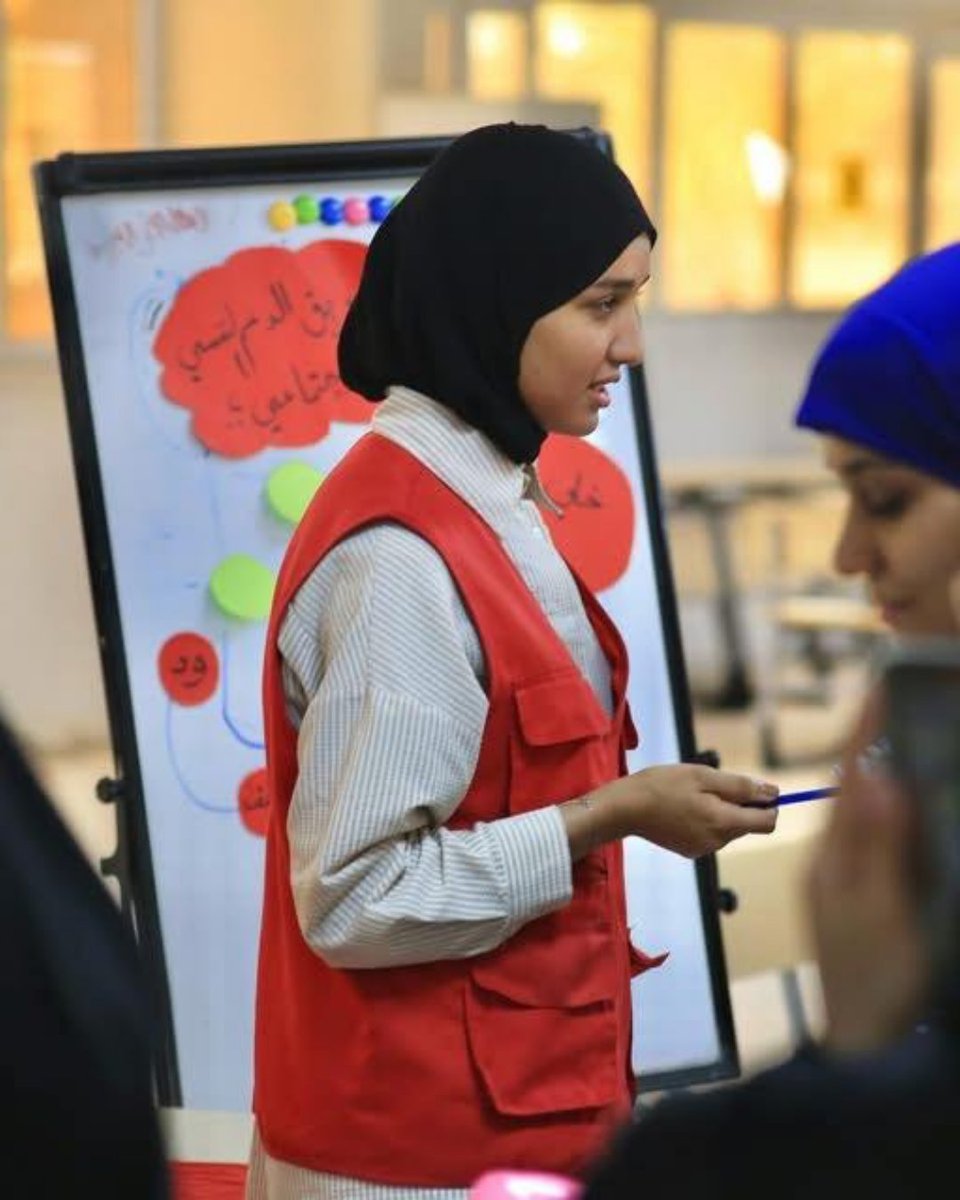 IFRC_MENA's tweet image. As part of its ongoing commitment to community empowerment, the Tripoli branch of the @LibyaRC took part in an event organized by the Student Union of the Faculty of Pharmacy at the University of Tripoli.

The team delivered a series of awareness and training workshops for…
