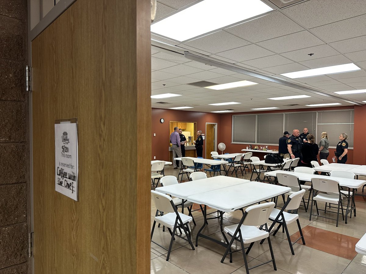 Thanks for the hospitality, Doling Park and Family Center!

We have complimentary snacks, coffee, and hot tea until 8:30 in the community room.