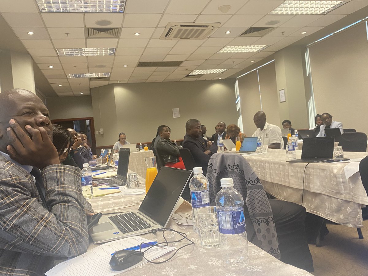 MaminiminiObert's tweet photo. The @AfDB_Group funded #ZEFPP Project Technical Coordination Team meeting reported >90% @AfcHoldings loan repayments by farmers over 2023-2024 winter/summer season. Remarkable achievement given usual loan repayment challenges @FAOZimbabwe @MoLAFWRD_Zim @MarichoMedia https://t.co/STDoO4Aevr