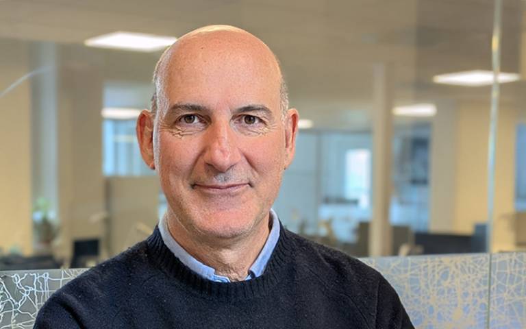 UCL Institute of Ophthalmology (@ucleye) on Twitter photo Congratulations to <a href="/UCLeye/">UCL Institute of Ophthalmology</a> Professor Matteo Carandini on his election as a Fellow of the <a href="/royalsociety/">The Royal Society</a> for his invaluable contributions to scientific research in visual neuroscience. #RSFellows. ucl.ac.uk/news/2025/may/… Congratulations to <a href="/UCLeye/">UCL Institute of Ophthalmology</a> Professor Matteo Carandini on his election as a Fellow of the <a href="/royalsociety/">The Royal Society</a> for his invaluable contributions to scientific research in visual neuroscience. #RSFellows. ucl.ac.uk/news/2025/may/…