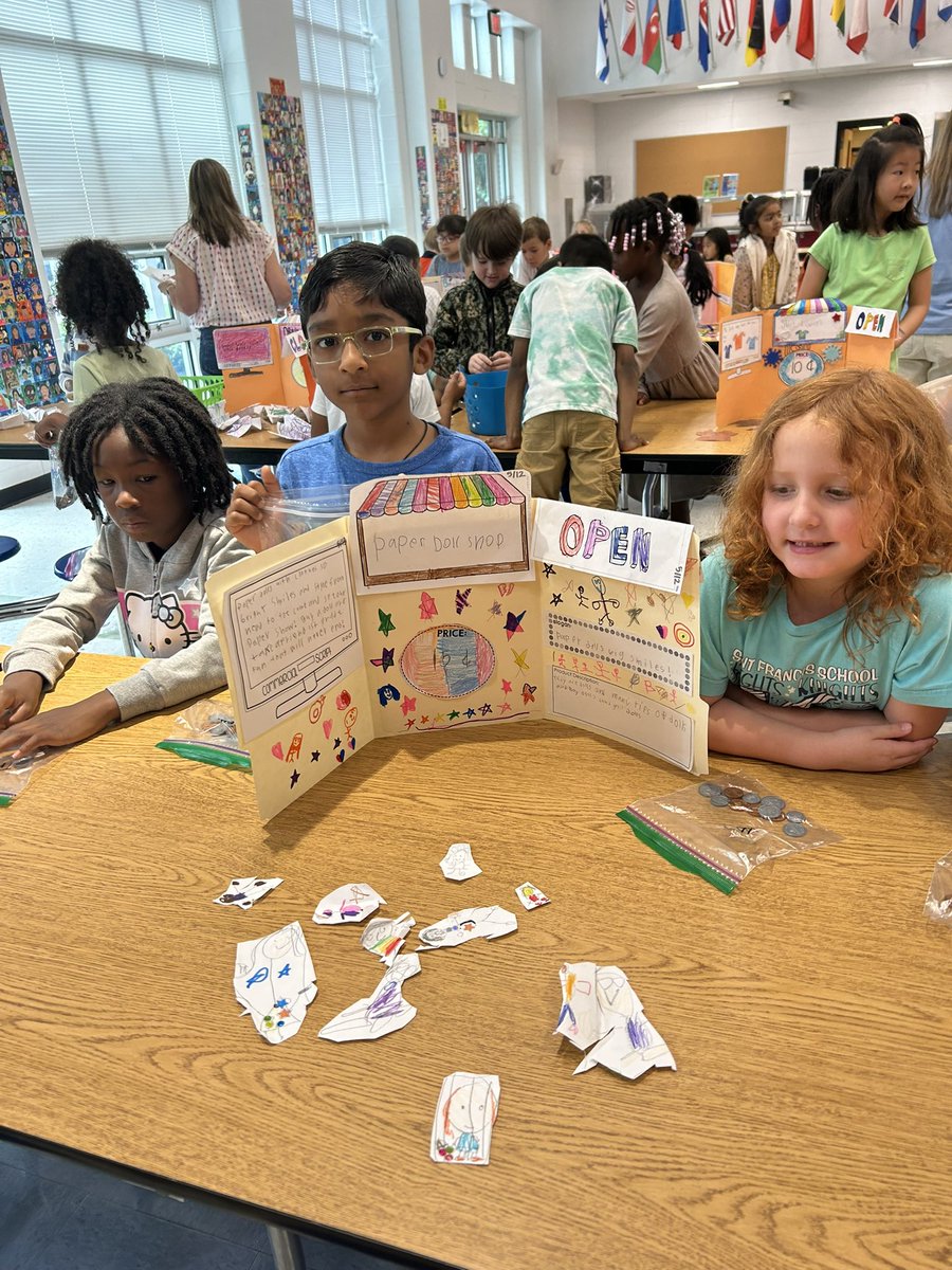 Lindsey Gould tweet media