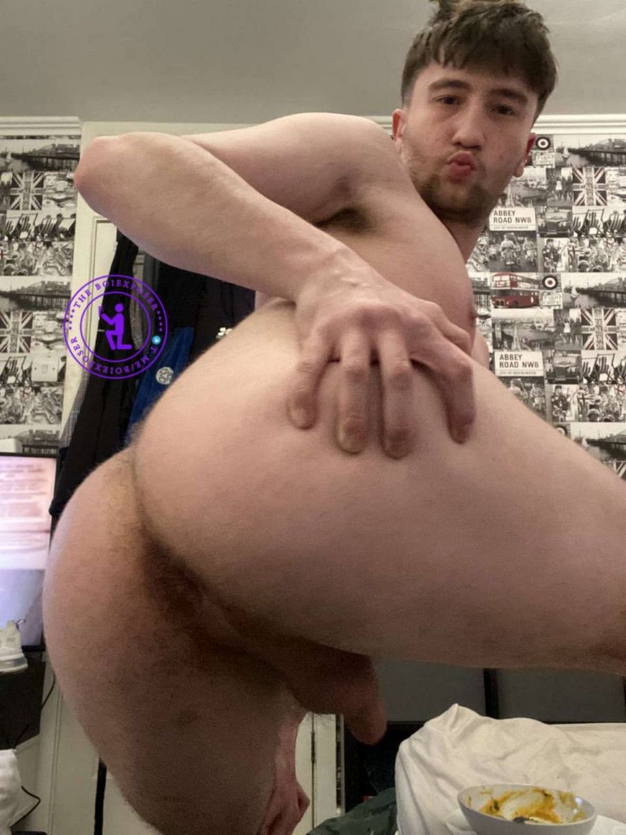 Chubbybear65's tweet photo. Meet the fag.
Her adress: 

Ben Paul Wadsworth 
96 Coppice road
CV312JB

Want more Info?😈
DM me 

#exposedbator  #exposure #fagforall https://t.co/kT6JikRYMd