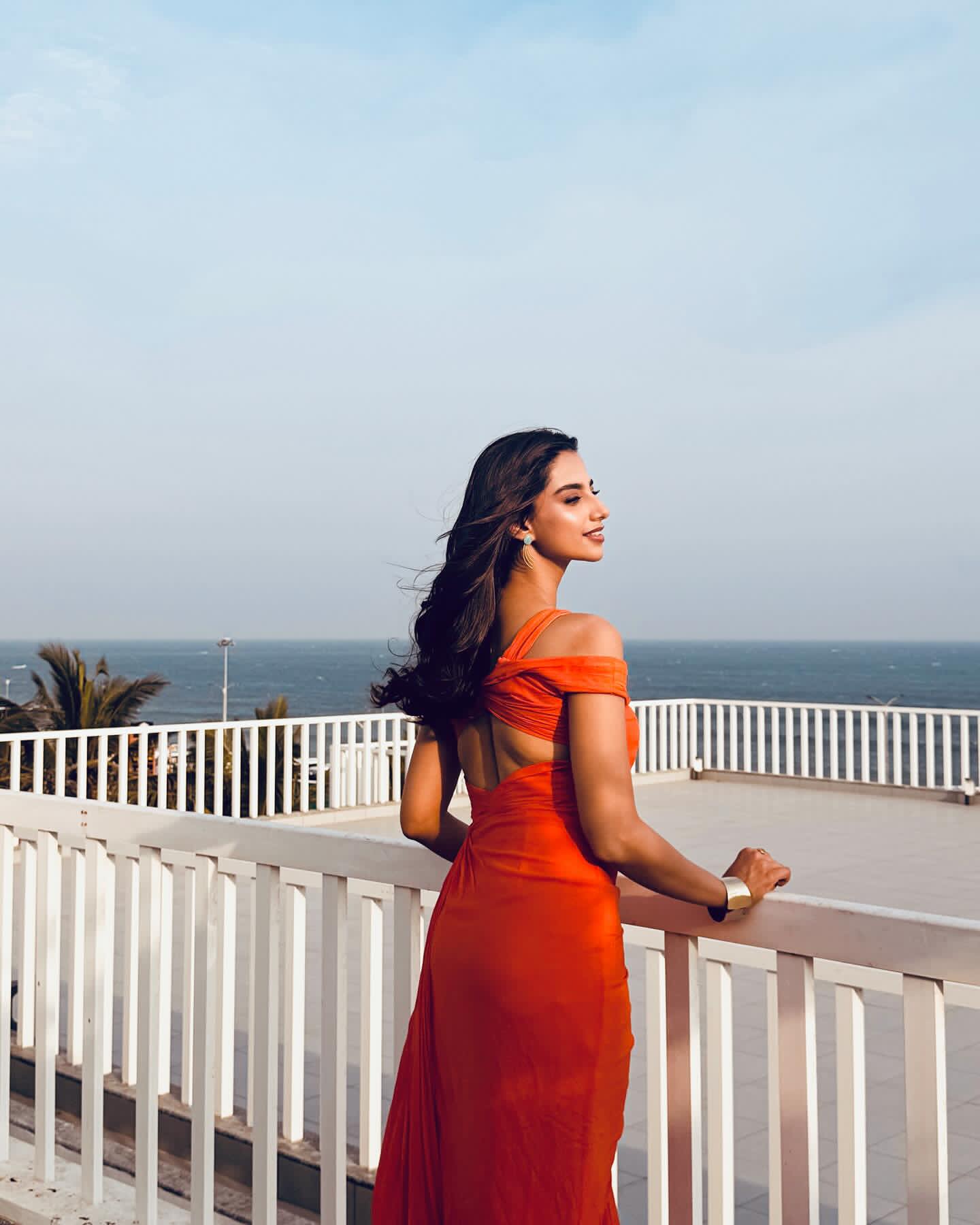 GreW-uYaMAAb6u8?format=jpg&name=large