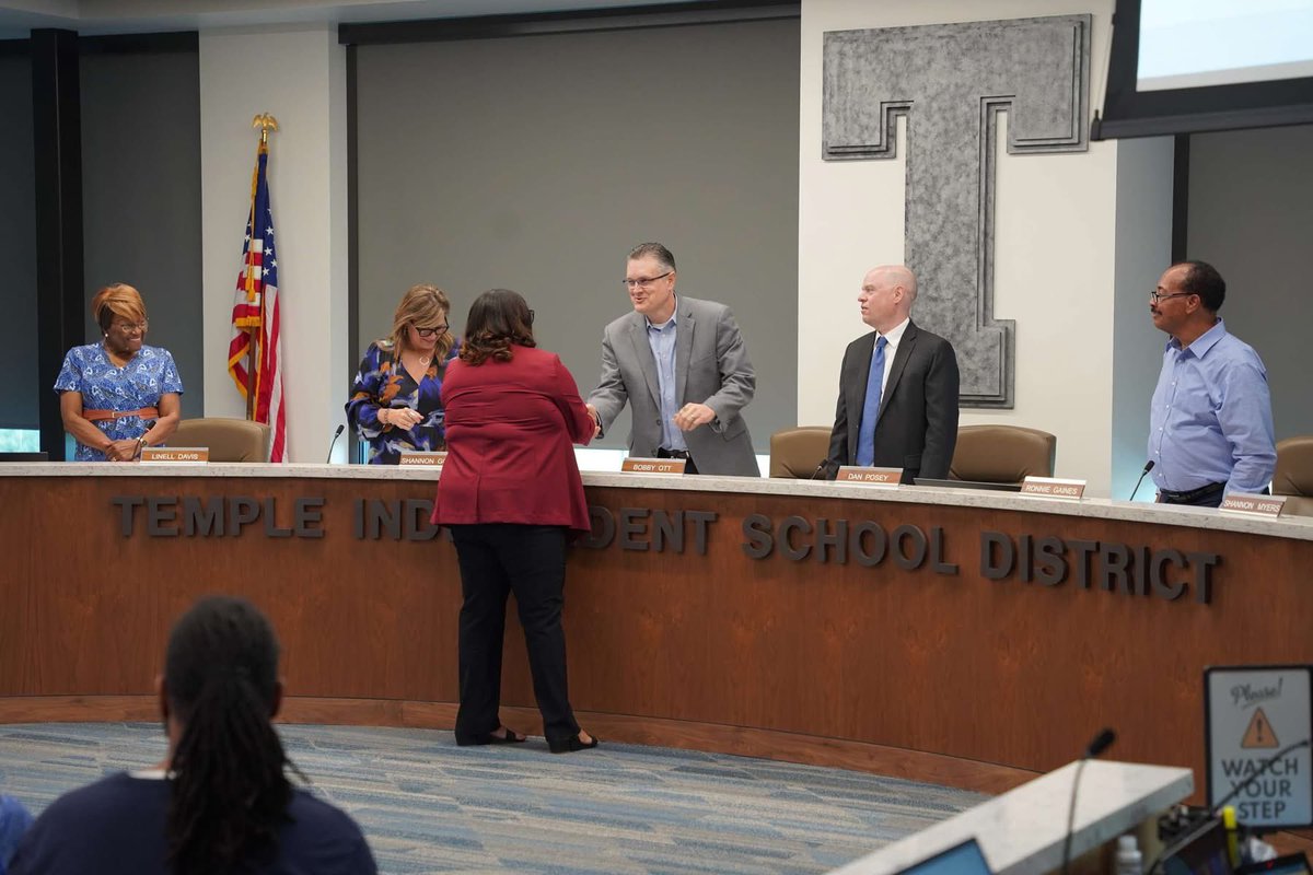 The TISD School Board proudly announces Michelle Rhodes as the 2025-2026 Principal for Lamar Middle School. A proud lifelong Wildcat, Mrs. Rhodes is a 1996 Temple High School graduate and a former Western Hills and Travis Middle School student.  Mrs. Rhodes brings 26 years of