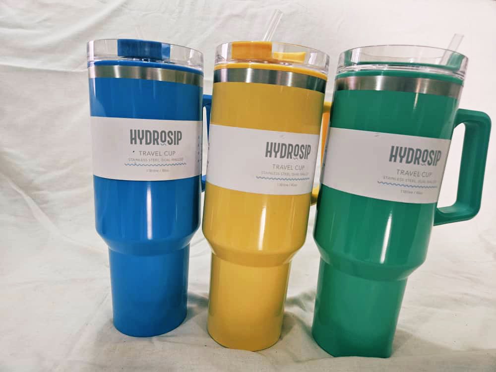 debankies_ent's tweet photo. 1.8litre Hydrosip travel cup available in three colours. 

Send a dm or click the link in bio to place an order 

#pagesbydamicommerce https://t.co/g5PZYnnWk8