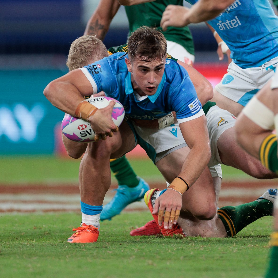 🌪️ 𝑱𝑼𝑨𝑵𝑮𝑶  

#VamosTeros 🇺🇾