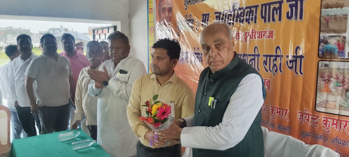 ग्रीष्मकालीन शिविर (समर कैंप) का उद्घाटन माननीय सांसद एवं सदर विधायक महोदय  द्वारा शुभारंभ किया गया <a href="/dmsid1/">DM Siddharthnagar</a> <a href="/Cdosid1/">CDO Siddharthnagar</a> <a href="/jagdambikapalmp/">Jagdambika Pal</a> @