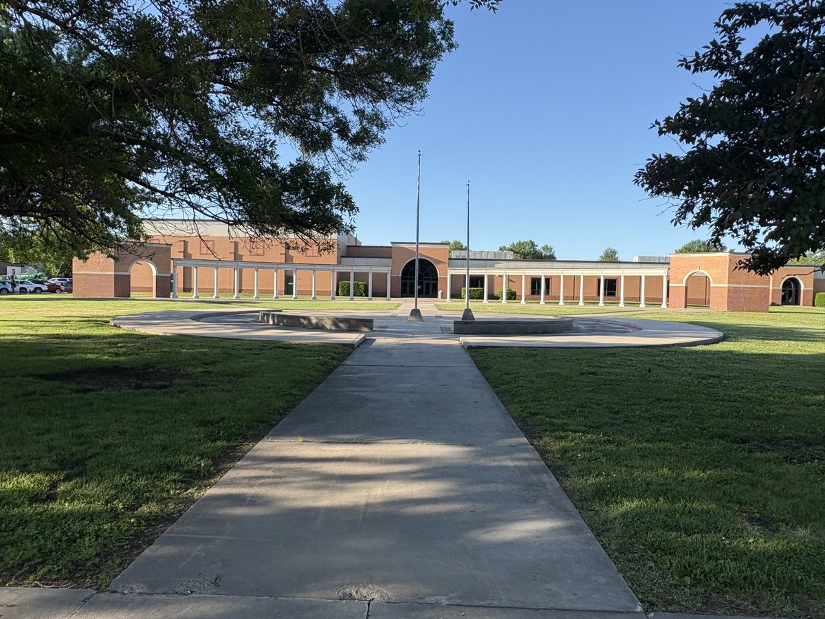 It is a beautiful day for the last day of the school year in Burlington!  Thank you students and staff!!