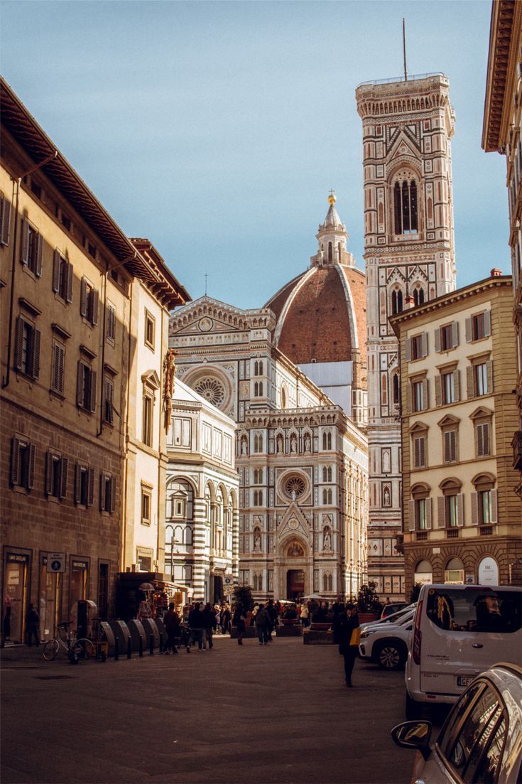 MozartCultures's tweet image. florence streets