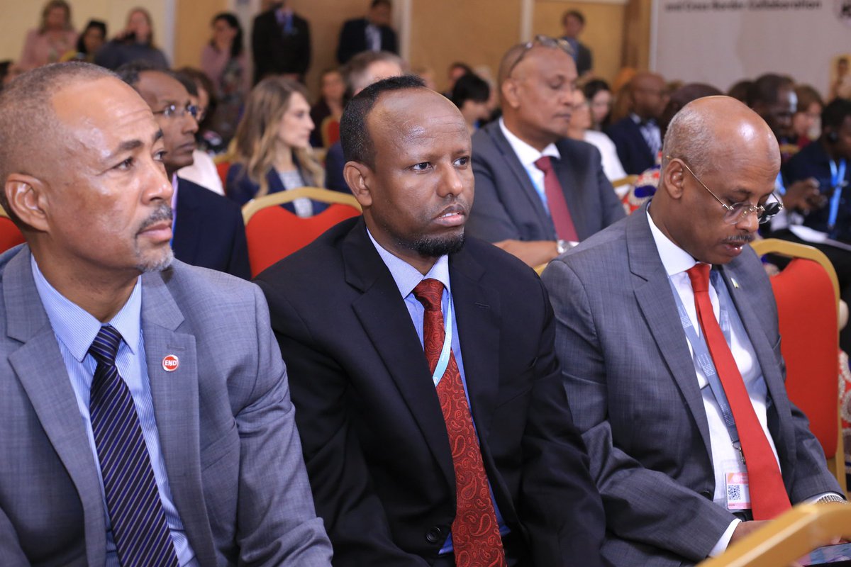 DrAliHajiadam's tweet image. I signed a regional MoU on behalf of Somalia to eliminate Visceral Leishmaniasis (VL) at #WHA78 in Geneva. We are committed to ending neglected tropical diseases (NTDs) through strong regional collaboration and national leadership. #HealthForAll #NTDs