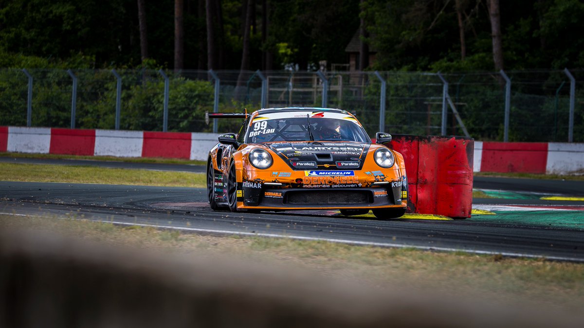 Customer_Racing's tweet photo. 🏎️ News in a flash 1/2 🗞️ The #PETB is underway again as competition within the Belcar Endurance Championship and our #PorscheCustomerRacing teams locked out the entire overall podium as D’Ieteren Luxury Performance by NGT took top honors ahead of two Belgium Racing entries. 👏 https://t.co/vqb1A0WuPJ