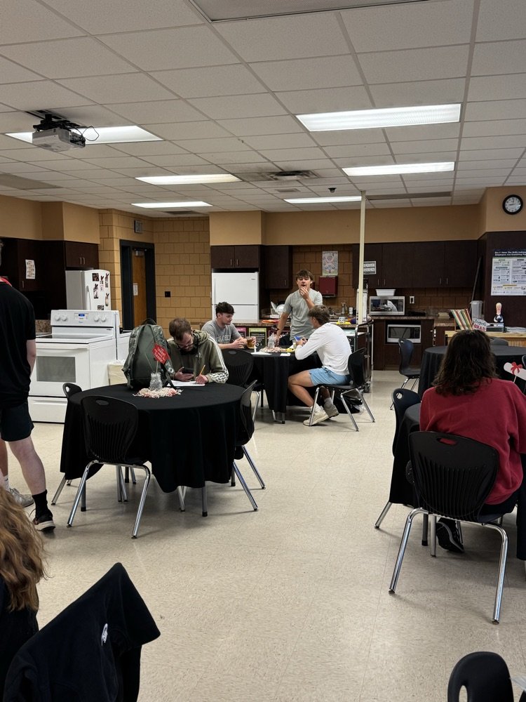 Thank you to Misty Bossaer of Bossaer Farms Bakery and Cafe for providing the seniors with breakfast before they do some community clean up!