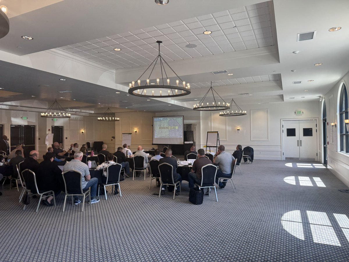 Daniel Hahn tweet media