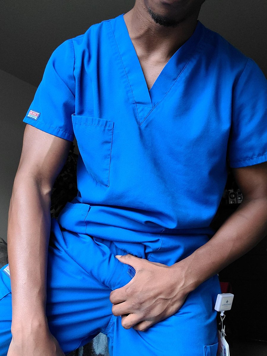 I need some rest after a hard and tiring day #nurse #URGENTE