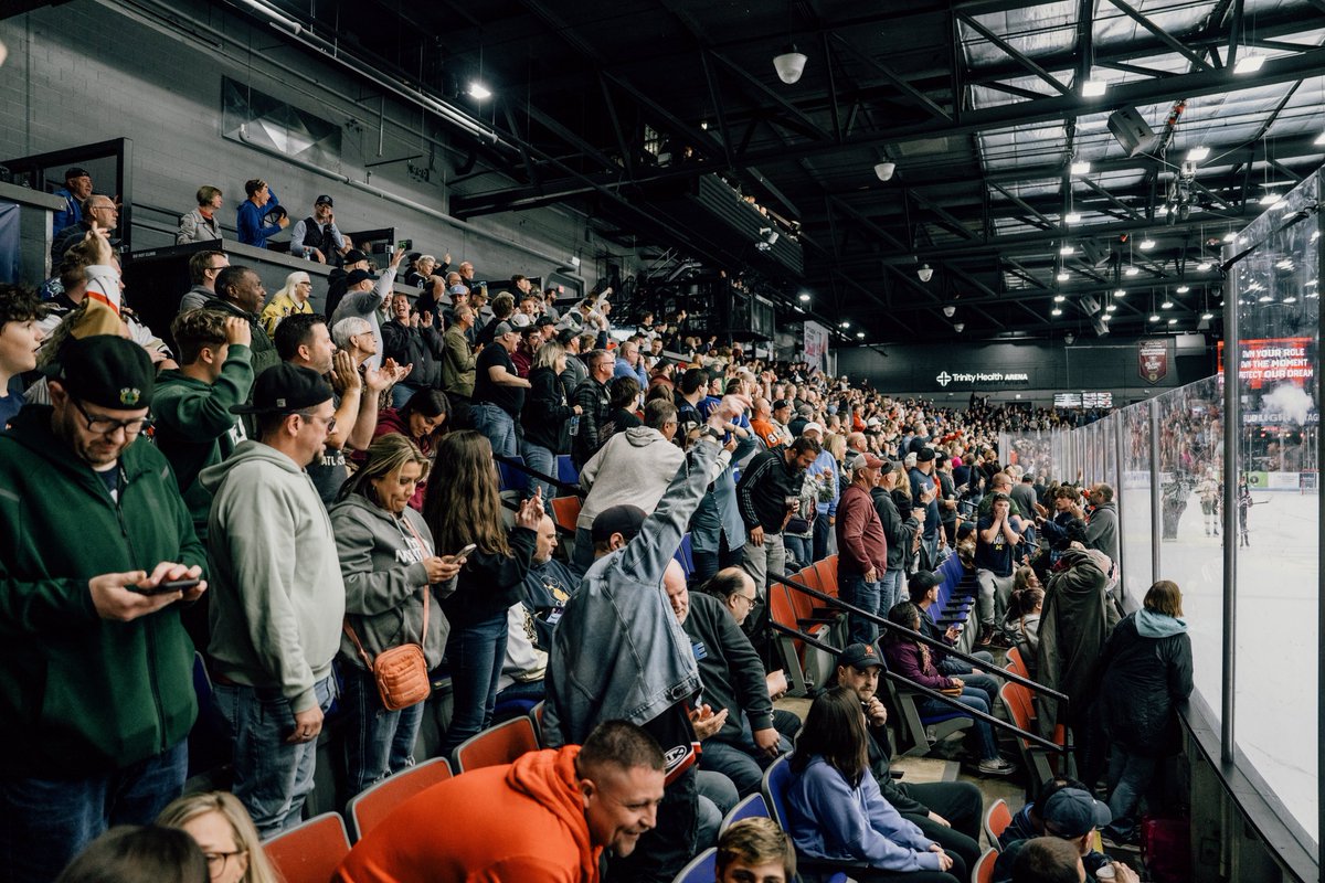 A huge thank you to all the incredible #USHL fans who made this season unforgettable! 

Your passion and support means everything to us. 🚨🙌