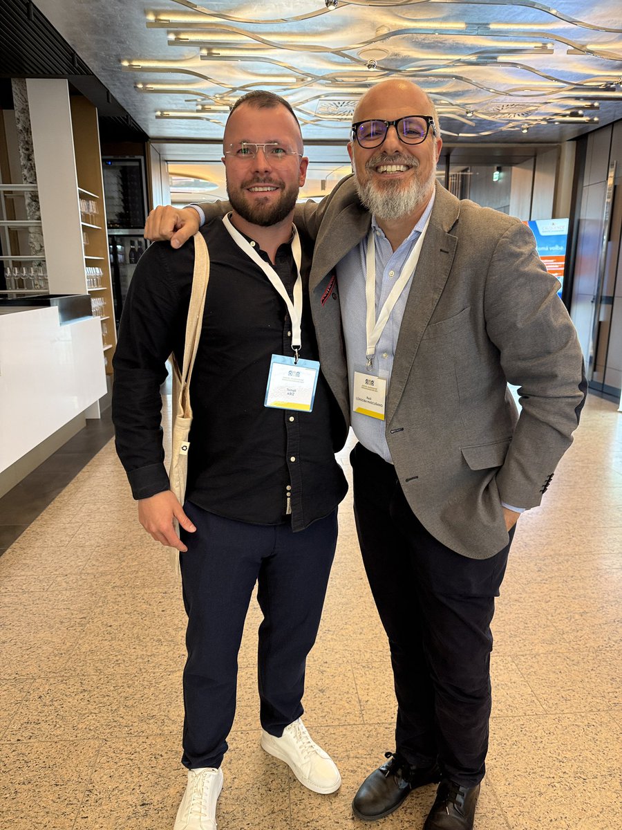 vit_prochazka's tweet image. Science and Education: this year we are launching EHA-CRTH workshop for young scientists! Great to have outstanding metor🇪🇸 @DrRaulCordoba, alumnus 🇨🇿@tomaskreuz1 and mentee 🇬🇧@ABarrettHaem at Annual Hematology Congress in Olomouc!