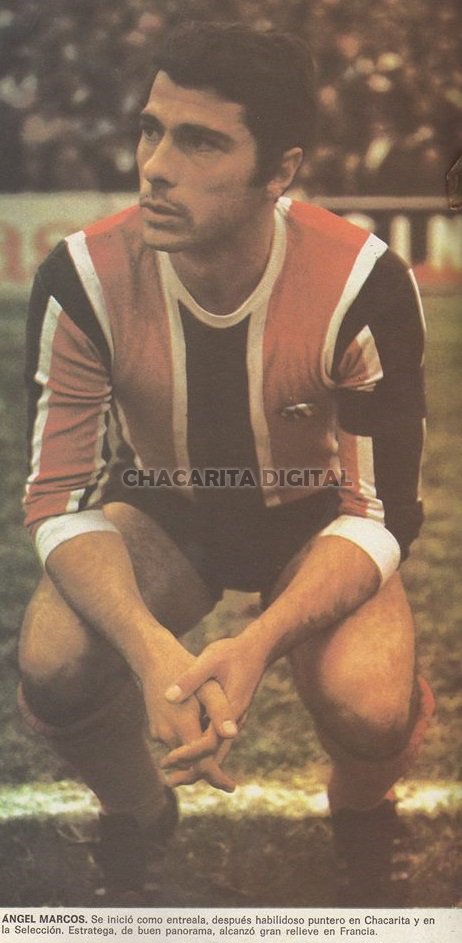 Chaca_Digital's tweet photo. Ángel Alberto Marcos | Disputó 162 partidos oficiales en Chacarita Juniors, entre 1967 y 1971, y convirtió 69 goles: 64 en Primera División y 5 en Copa Argentina de 1969 y 1970.
https://t.co/WUZmMqMMD3 https://t.co/fKXSxruPUG