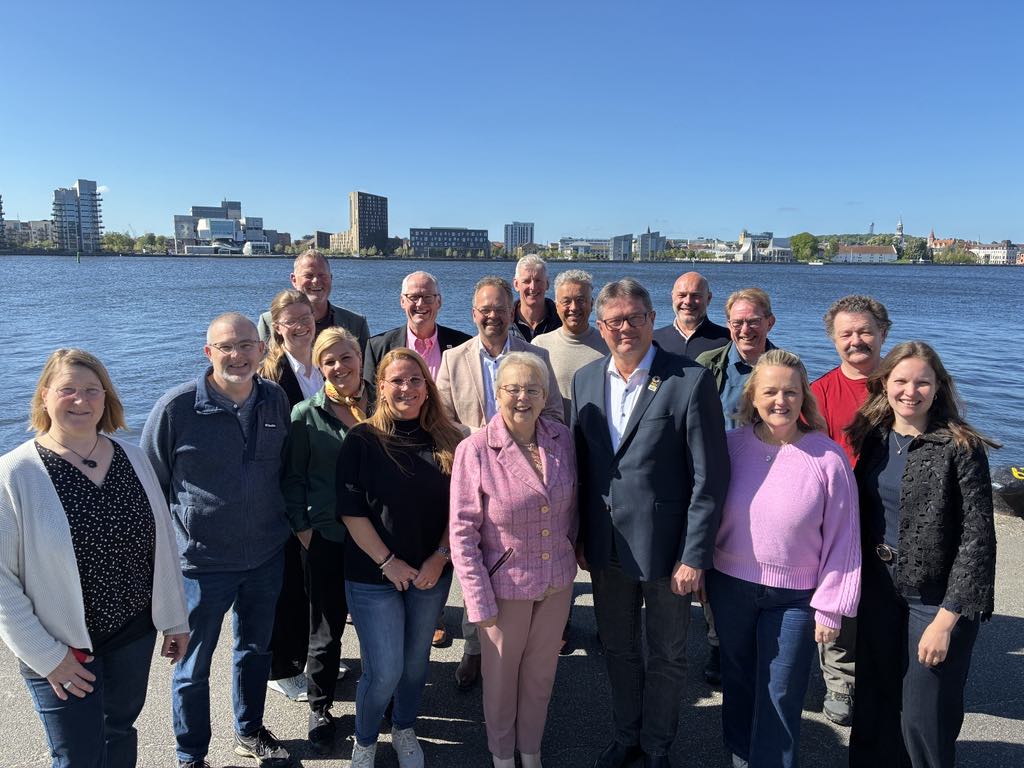 KIMOint's tweet image. Our International Board recently held a productive meeting in Aalborg, Denmark.
Read the full story here (and find out why our board members were seen holding rocks on a boat!) 👇
kimointernational.org/news/new-chapt…